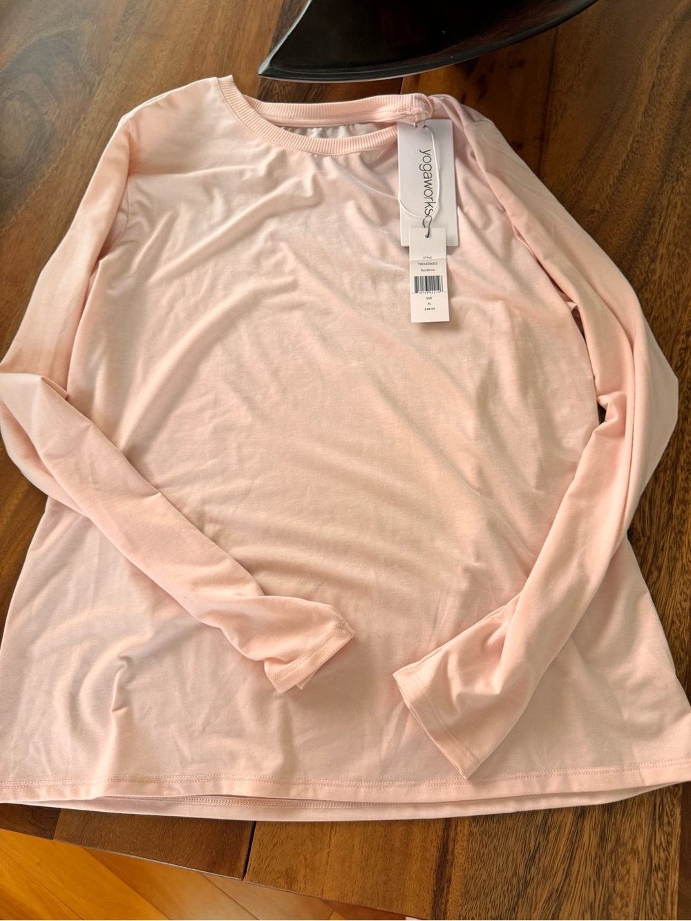 YOGAWORKS - XL - longsleeve light peach color.  Soft!!!!   NWT.